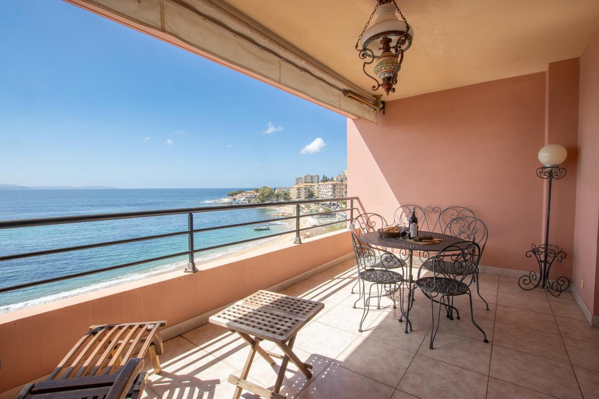 Appartement Gozzi à Ajaccio  Extérieur photo